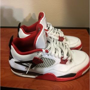 Jordan 4 Fire Red